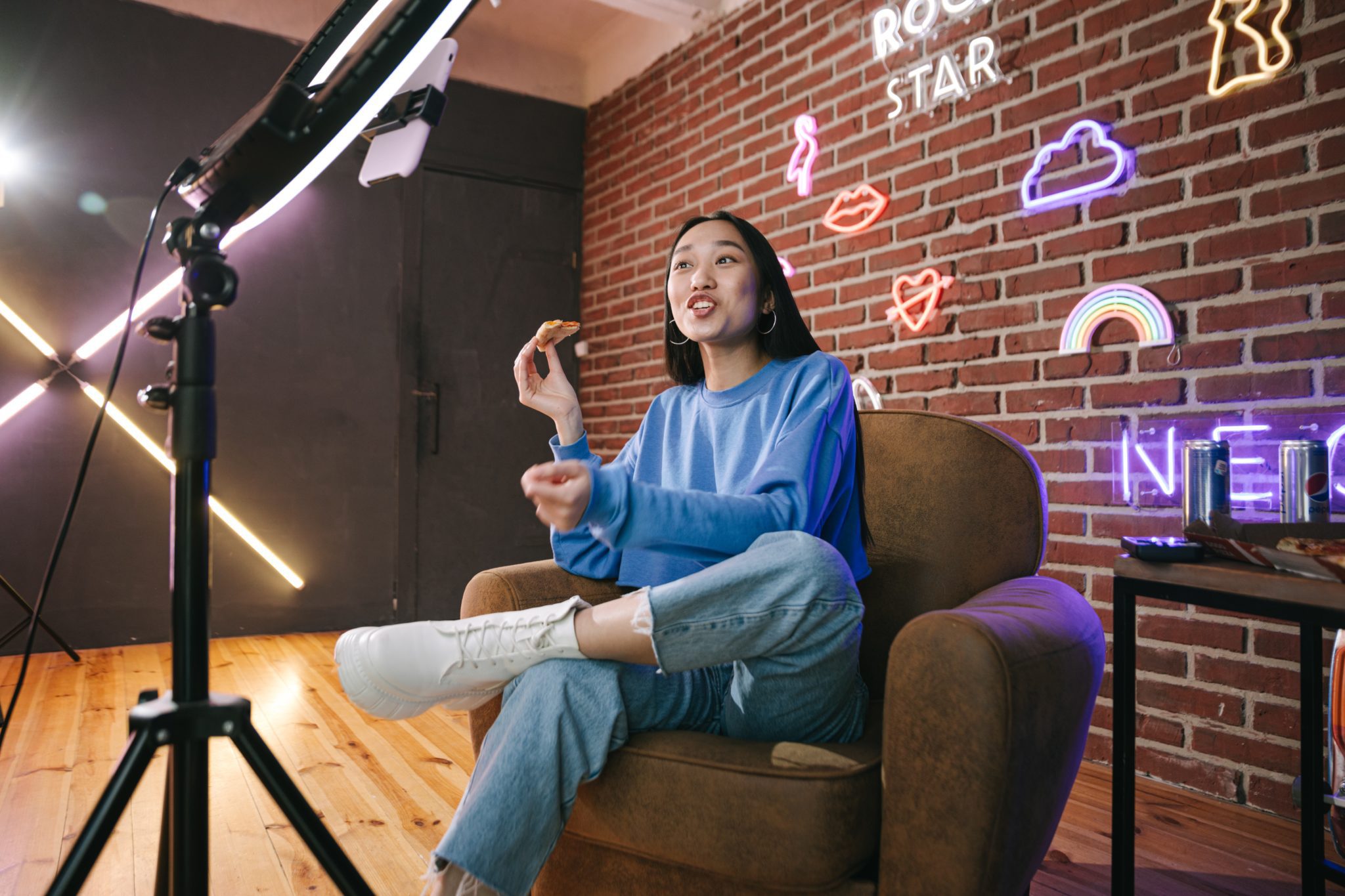 pexels-ivan-samkov-7676402 Our influencer community is made of diverse social creators from all walks of life. Whether you’re a fashionista, tech lover, fitness enthusiast, or mommy blogger, we’ve got a campaign to match your profile catered to every interest and demographic. Join us!