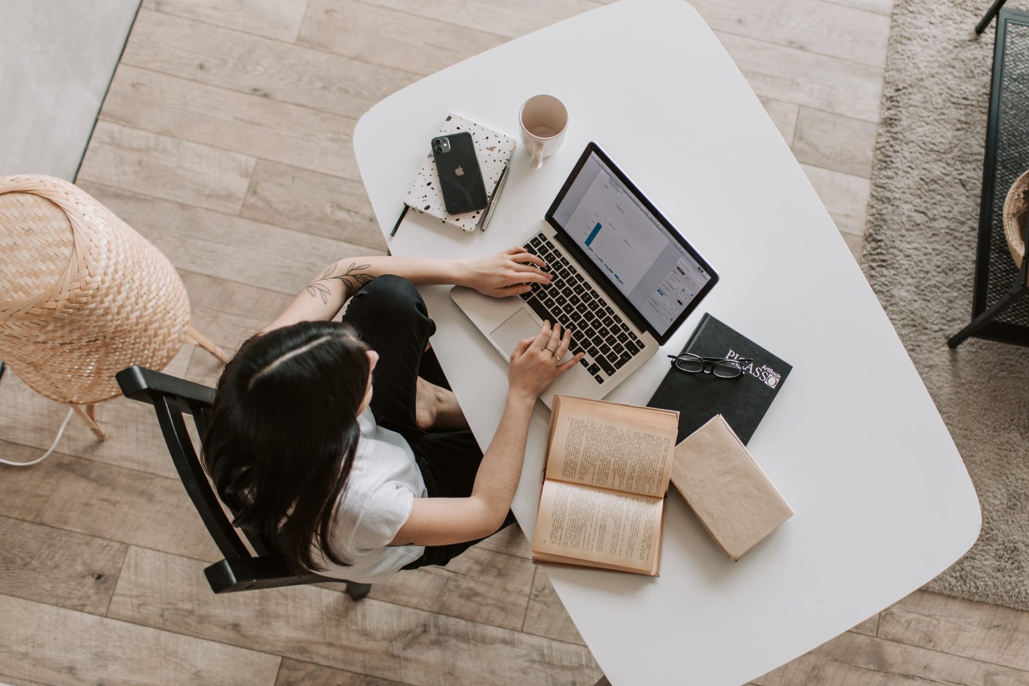 Subscribe and get the latest info on influencer marketing trends, micro influencer news, and the world of social media.